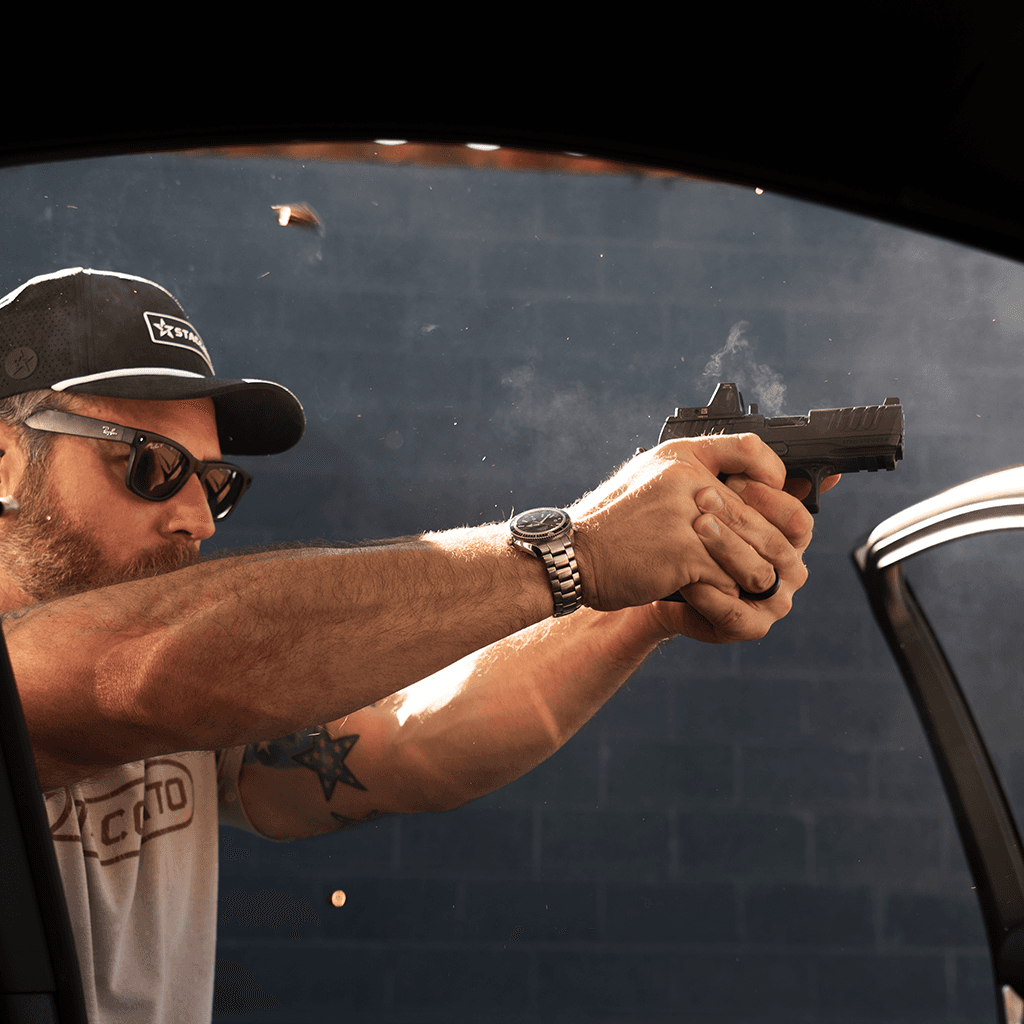 HD C3.6 Lifestyle 17